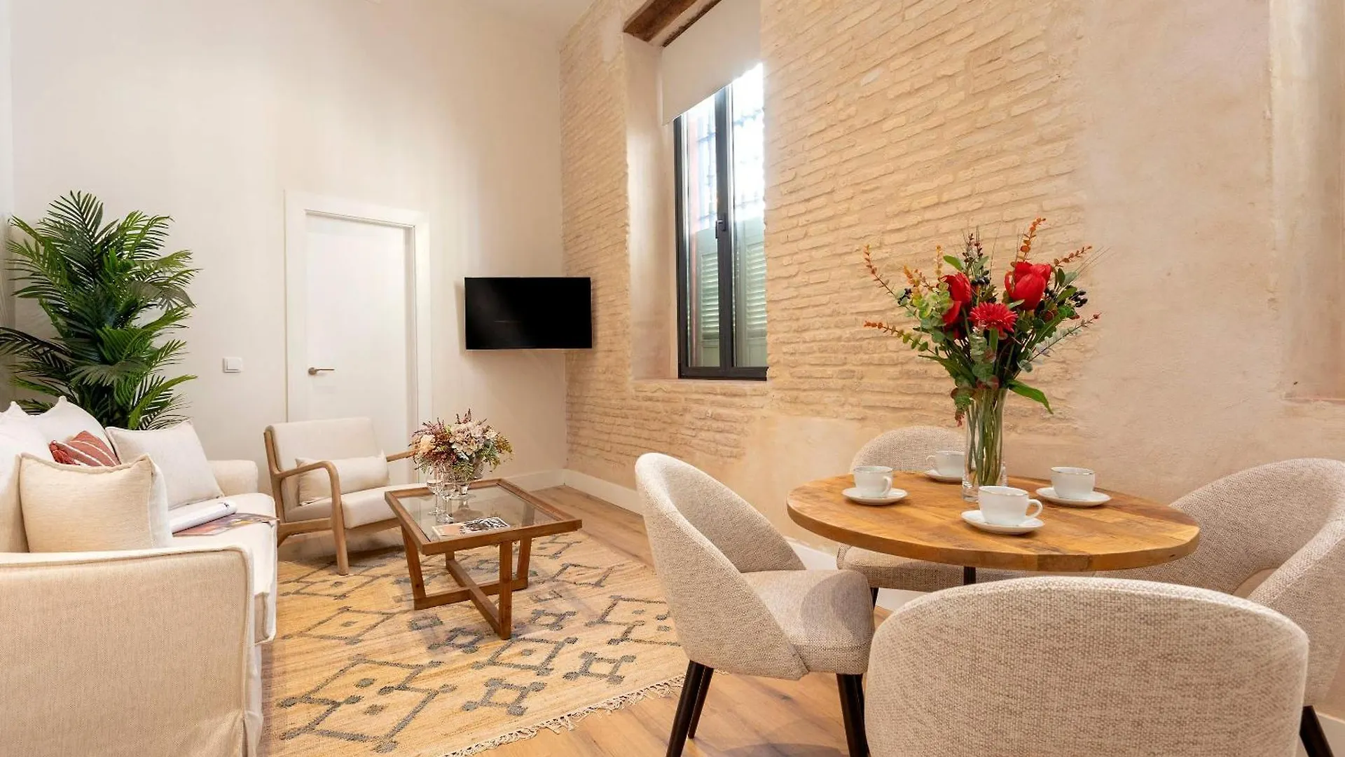 Genteel Home Rodrigo Caro Seville 0*,  Spain
