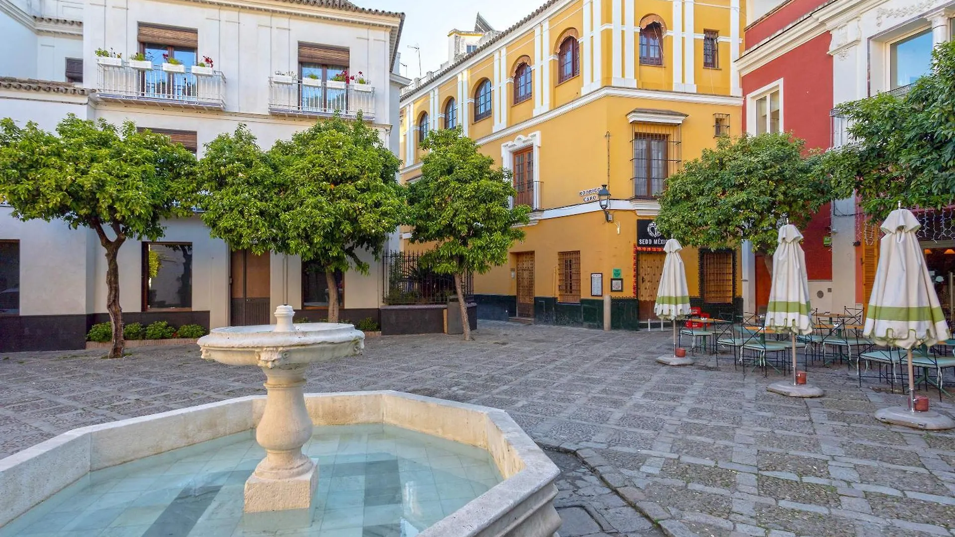 Genteel Home Rodrigo Caro Seville Apartment