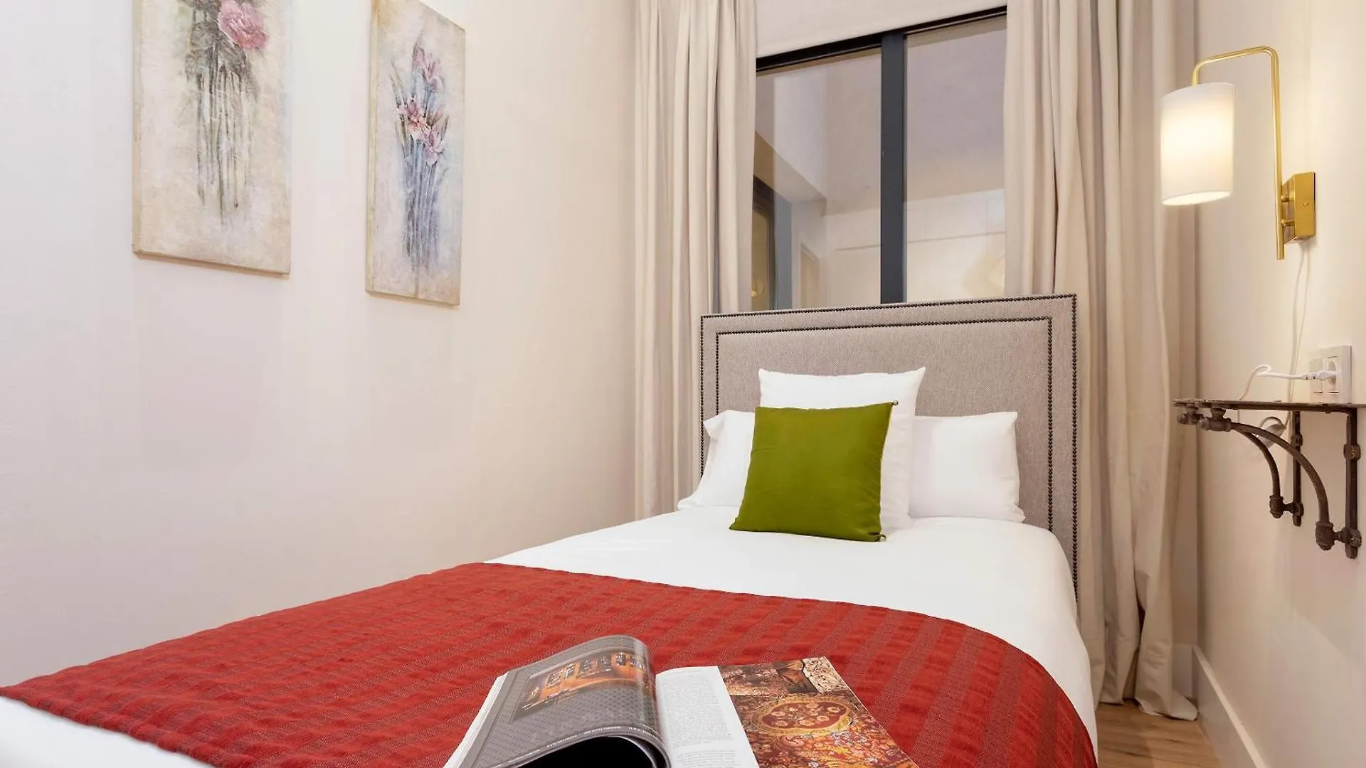 Apartment Genteel Home Rodrigo Caro Seville Spain